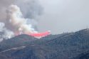 DC-10 drops fire retardant on Marshes Fire