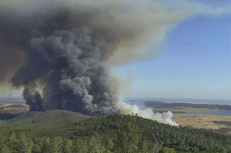 Update Walker Fire Near New Hogan Lake In Calaveras County