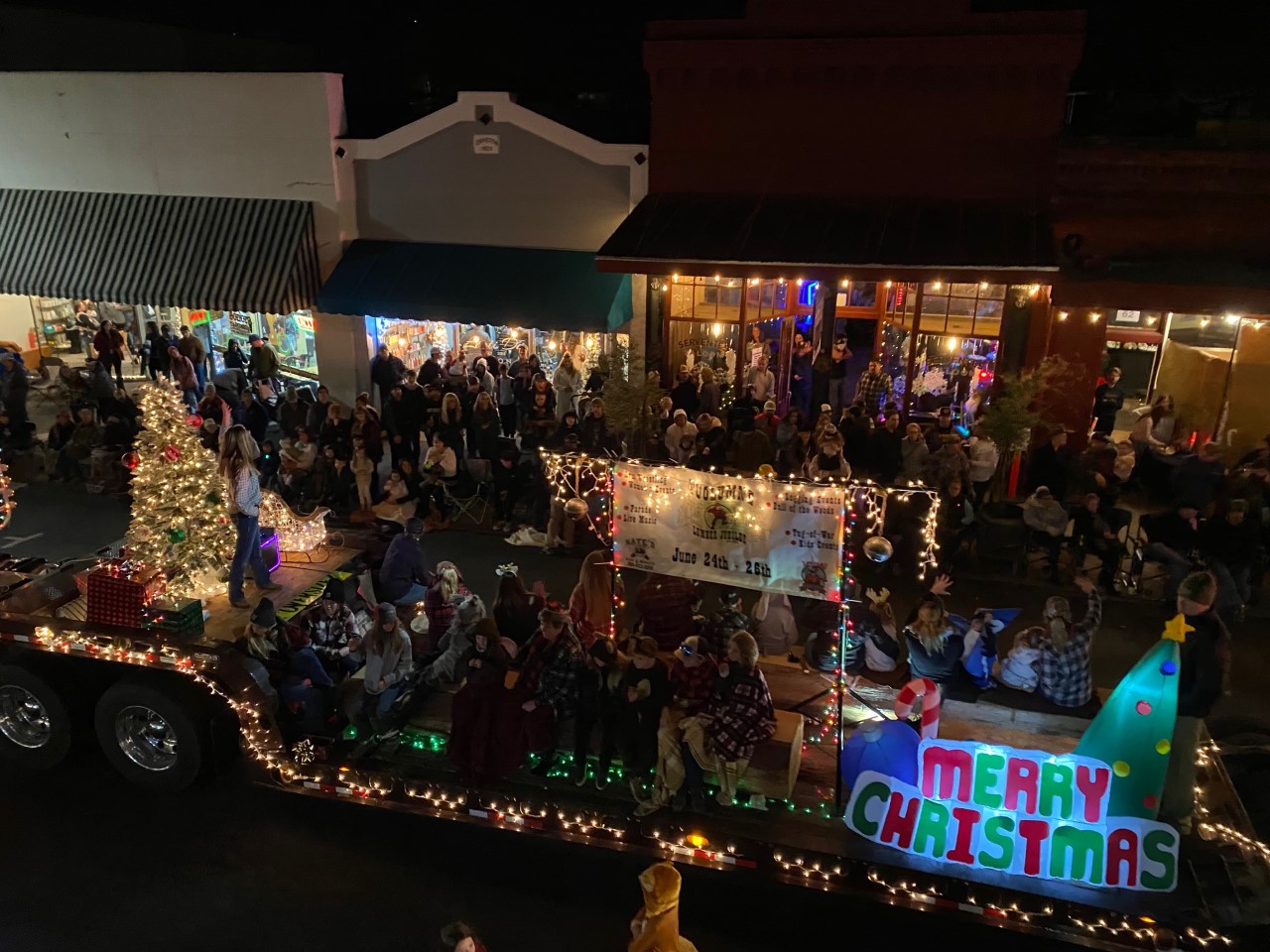 Ringing In The Christmas Spirit In Sonora