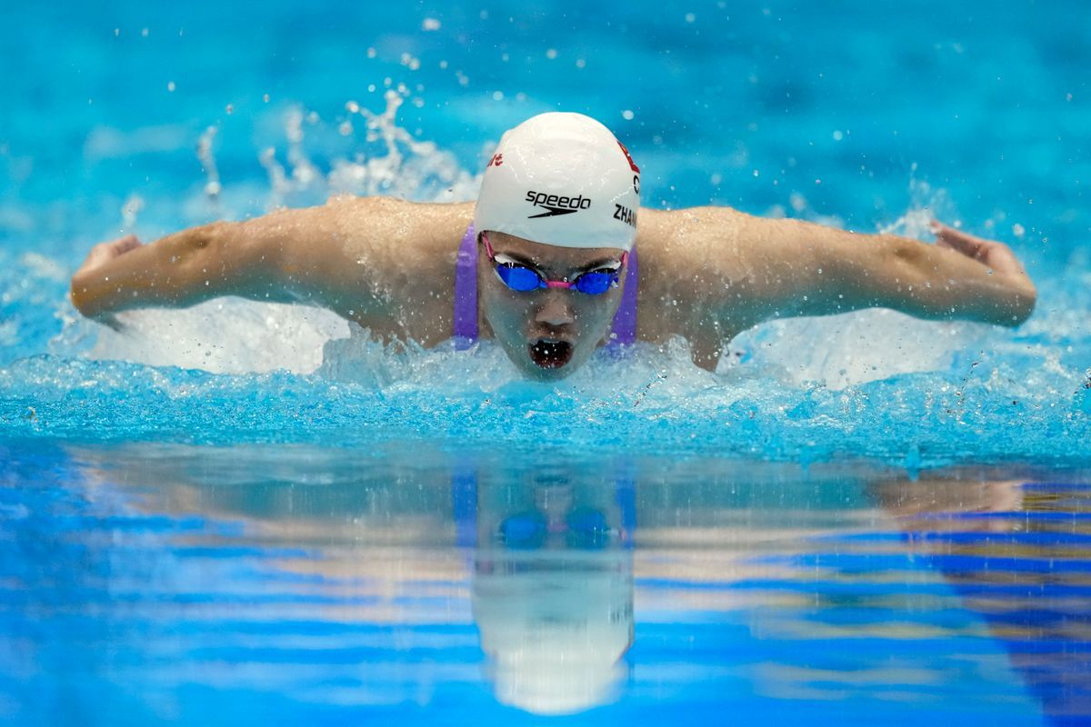 China wins two gold medals at the swimming worlds. Americans finish 12