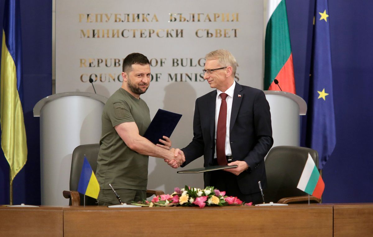 Zelenskyy visits Bulgaria, Czechia and draws support for Kyiv's NATO membership bid - Vimarsana News