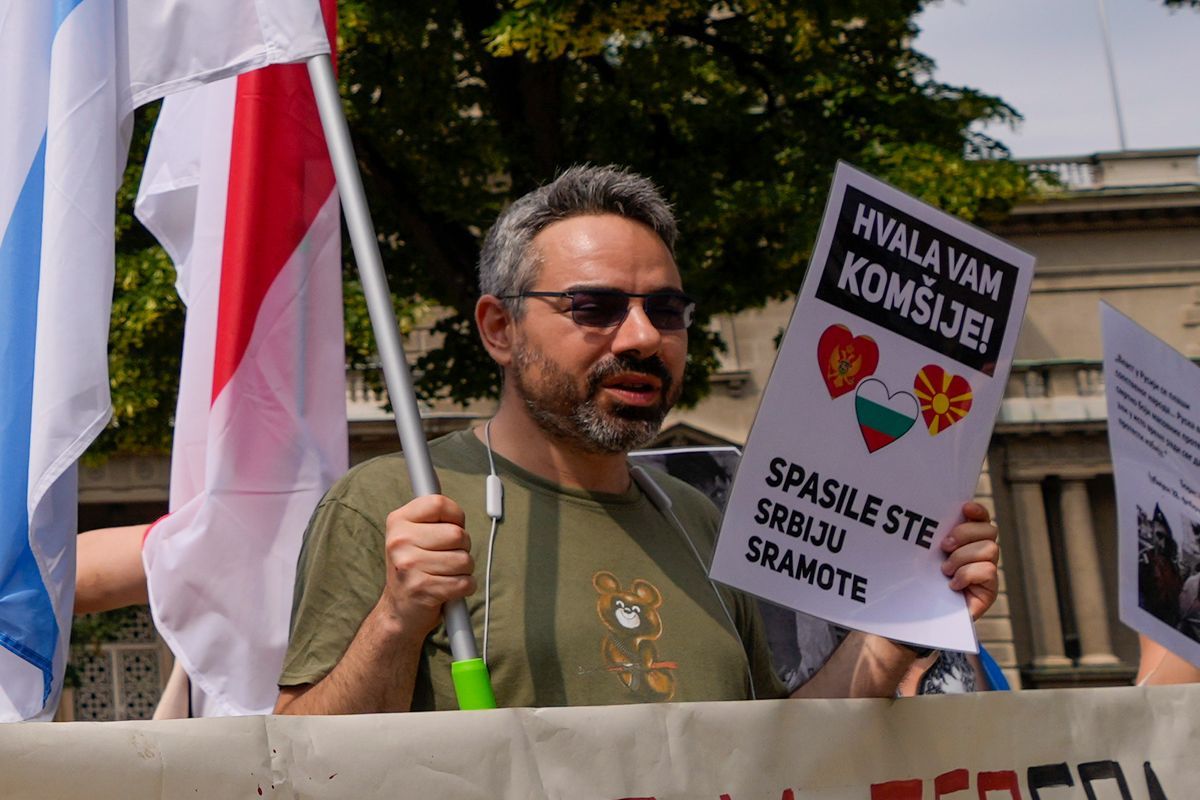 Russian antiwar activist allowed into Serbia after spending more than a day at the Belgrade airport - Vimarsana News