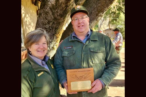 Mariposa Man Receives Prestigious Yosemite Award - Vimarsana News