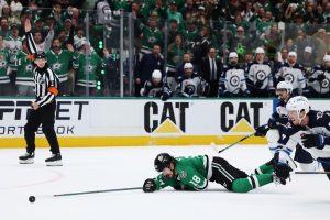APTOPIX Jets Stars Hockey