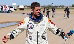 Obit World Record Skydiver