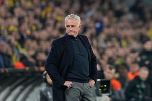 Soccer Fenerbahce Mourinho Out