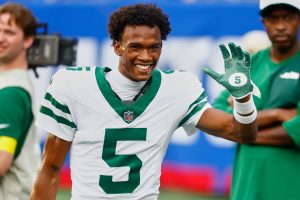 Jets Wilson Rodgers Football