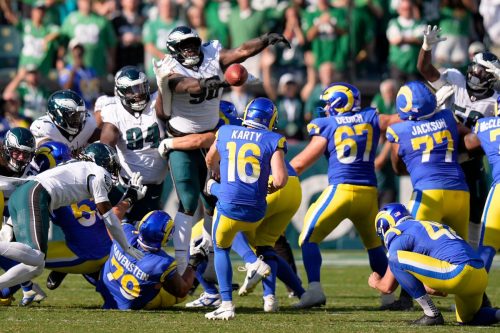 Rams Eagles Football