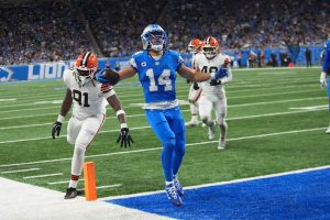 Browns Lions Football