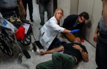 Immigration Building Journalists Shoved