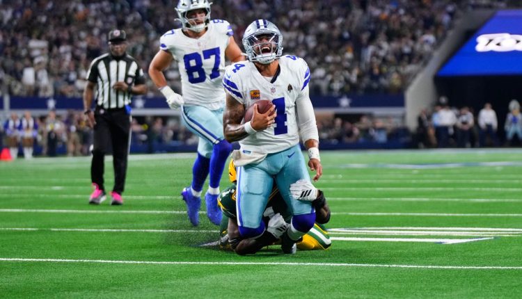 APTOPIX Packers Cowboys Football